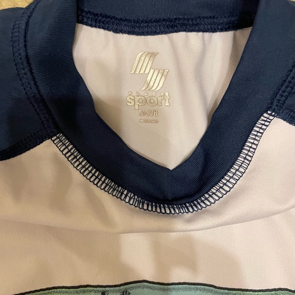 Surfboard rash guard and matching swim trunks !! - Picture 3 of 3